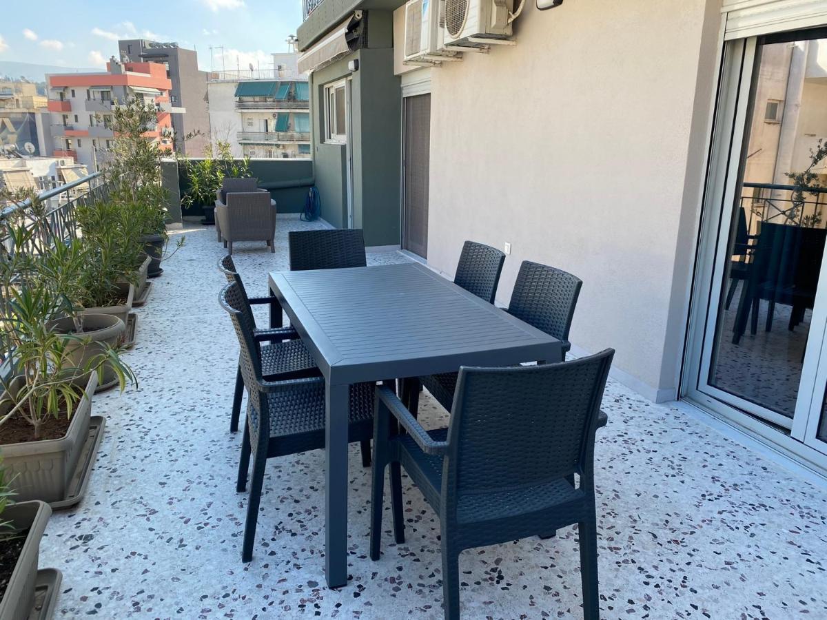Asimina Apartment, Kerameikos Metro Station *